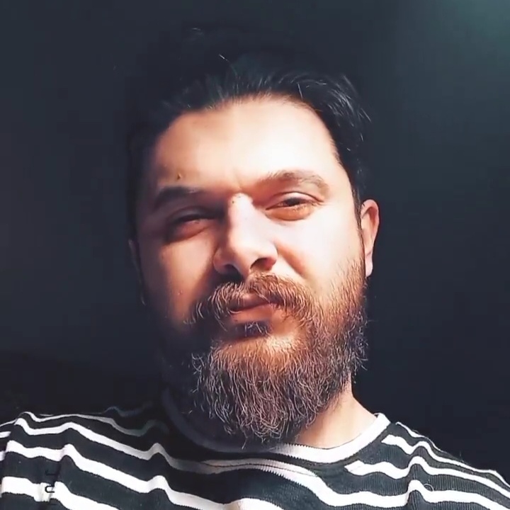 دانلود آهنگ سینا پارسیان هم بغض گلویم هم جو گندم مویم هم دانلود آهنگ سینا پارسیان هم بغض گلویم هم جو گندم مویم هم
